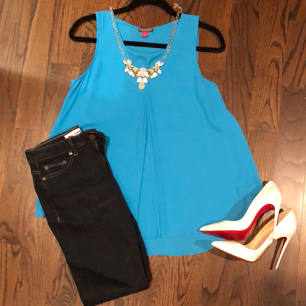 Vince Camuto flowy teal sleeveless blouse